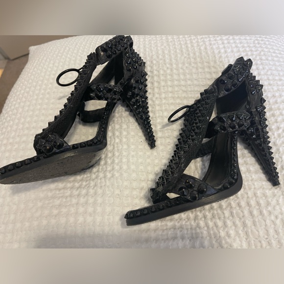 Givenchy Croc Spiked Gladiator Sandals EU 38.5 - Picture 7 of 10